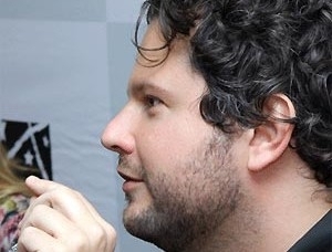 Voo do ator para o Festival de Toronto de Cinema atrasou em 2009 