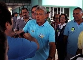 Tetonio Vilela Filho votou em Macei, neste domingo