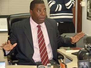 Google ainda pode recorrer de decis�o favor�vel ao cantor Netinho.