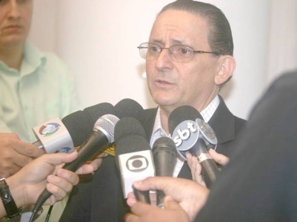 Chico Galindo d entrevista para explicar as mudanas no secretariado e cortes no Alencastro