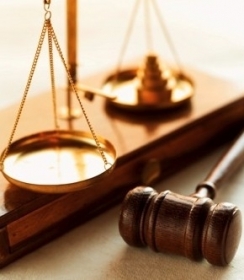 Homem � multado por instalar c�mera oculta em banheiro feminino 