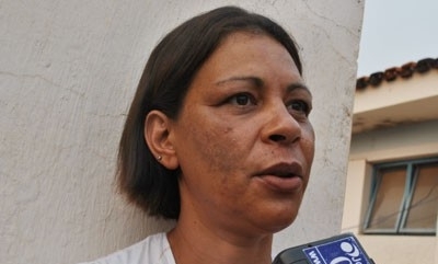 Perplexa com tamanha trucul�ncia, militante do PT, Rosi Grabovski, queixo-se v�rias vezes de maus-tratos