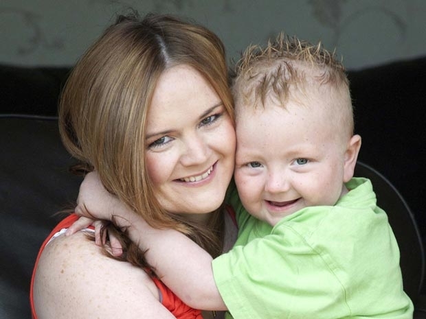 Claire e Jordan Harden.