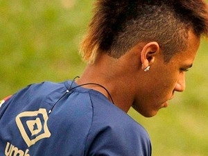 Neymar pode ter que treinar separado