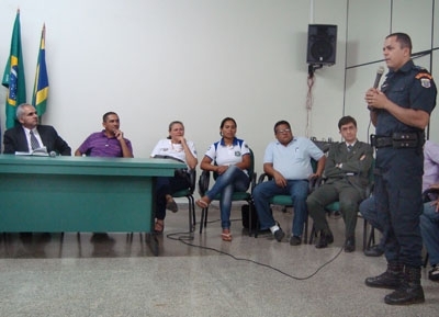Major Corra, explicou sobre os benefcios da populao registre boletins de ocorrncia