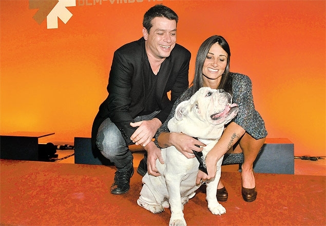 Fbio Assuno, Karina Tavares e Leopoldo, o co do casal