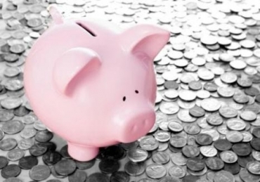 Diferena mais expressiva ocorre no rendimento mdio mensal das mulheres economicamente ativas