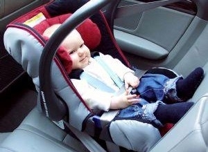 Pais tm s mais um dia para comprar cadeirinha de carro e evitar multa gravssima de R$ 191