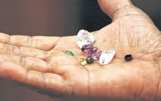 Investigaes apontam que acusados movimentavam cerca de R$ 10 mi por ms, desde aquisio da pedra bruta at exportao