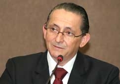 Prefeito de Cuiab, Chico Galindo (PTB), por enquanto, evita comentar sobre a reeleio em 2012