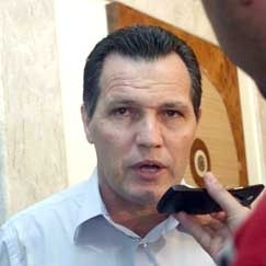 O candidato ao governo Silval Barbosa afirmou ontem que n�o tem conhecimento de comit� suprapartid�rio