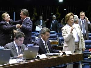 Sesso do Senado que aprovou nesta quarta (4) o patrulhamento de reas de fronteira  pelas Foras Armadas