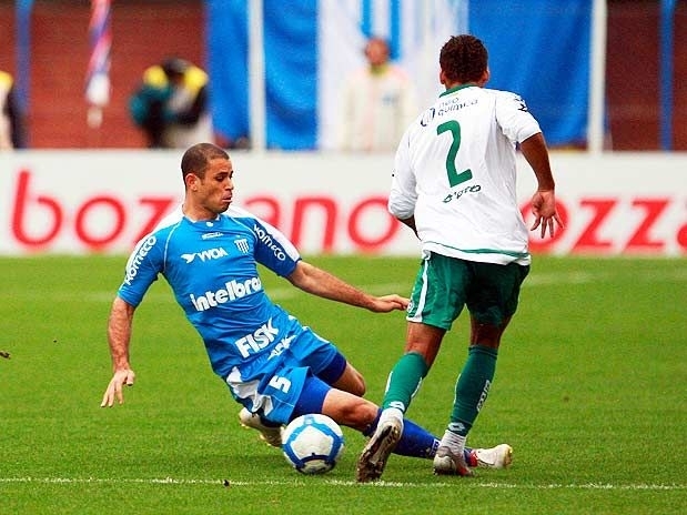 Rivaldo atuou normalmente pelo Ava diante do Gois neste domingo