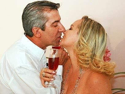 Antonio Mundim e Sueli de Lourdes Andrade comemoram o casamento, em Ribeiro Preto (SP)