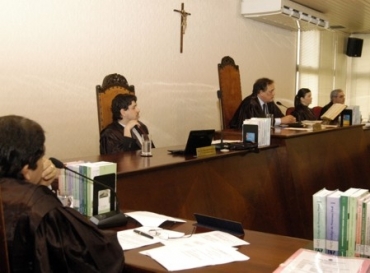 Pleno do Tribunal Regional Eleitoral (TRE) realiza sess�o hoje para acelerar os julgamentos das candidaturas