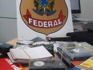 Material apreendido no Distrito Federal durante a Operao Tapete Persa, da PF