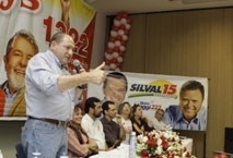 O diretor-geral do DNIT participou em Cuiab�, do lan�amento da candidatura de Serys Marli (PT), a deputada federal