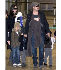 Casal de atores n�o compareceu � audi�ncia em Londres