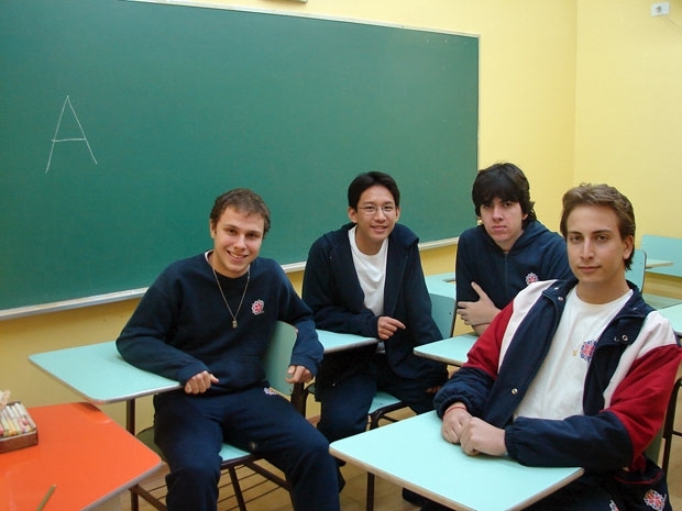 Alunos do Col�gio V�rtice, na Zona Sul de S�o Paulo