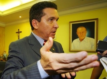 Deputado e apresentador de TV tem um patrim�nio de mais de R$ 2 milh�es 