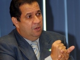 Brasil registra recorde de 1,5 mi de novos empregos no 1 semestre, diz Lupi