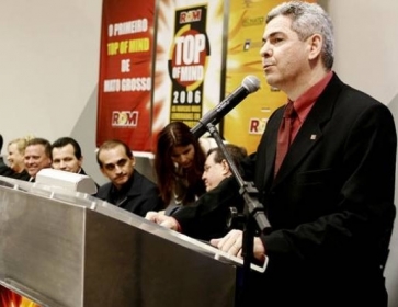 Altevir Magalhes, dono do Supermercado Modelo, que  candidato a suplente de senador 