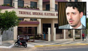 Procurador Thiago Lemos (destaque) j� pediu ao TRE a lista dos candidatos 