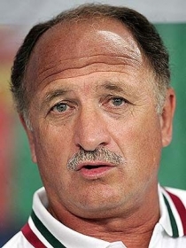 Felipo diz que cumprir contrato com Palmeiras