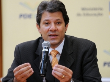 O ministro da Educação, Fernando Haddad; 1.255 faculdades ofertaram bolsas