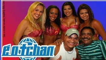 Klber Menezes, de bon, na poca em que cantava no  o Tchan