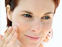 O leo de melaleuca ou leo da rvore do ch pode ser uma opo de tratamento