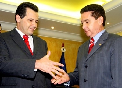 O nome do deputado S�rgio Ricardo (PR) passou a ser cotado para disputar a vice na chapa de Silval Barbosa (PMDB).