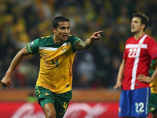 Cahill comemora o primeiro gol da Austr�lia em Nelspuit