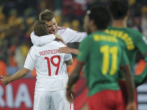 Remanescente da Copa de 2002, Rommedahl comandou a virada dinamarquesa