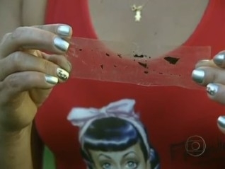 Menino de cinco anos  amordaado e preso em cadeira pela professora