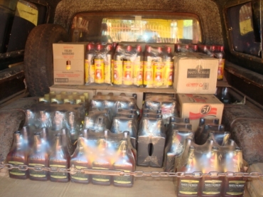 Bebidas apreendidas em Ju�na.