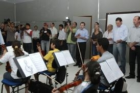 Governador Silval Barbosa visita Conservatrio de msica de Nova Mutum
