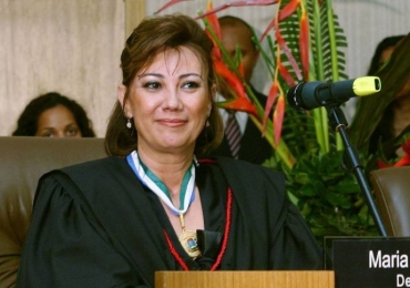 A desembargadora Maria Helena Pvoas: apurao 