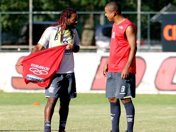 Clube n�o deu explica��es sobre a sa�da do zagueiro do treinamento desta sexta-feira