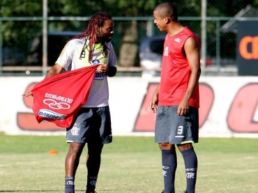 Clube n�o deu explica��es sobre a sa�da do zagueiro do treinamento desta sexta-feira