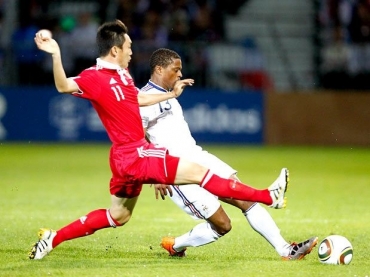 Lateral ser� o capit�o franc�s em seu primeiro Mundial