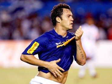 Cruzeiro diz que o atacante Kl�ber j� � do Palmeiras