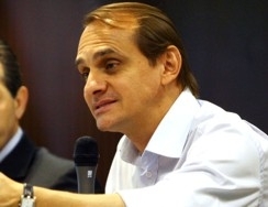 Wilson Santos diz ter solu��o para Sa�de no Estado 