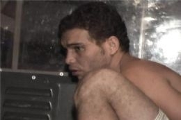 Preso pula de altura de 4 metros e foge do Frum