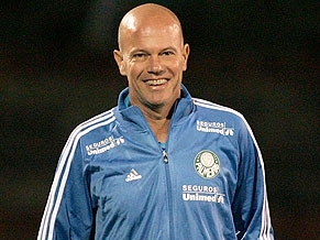 Ant�nio Carlos Zago n�o � mais t�cnico do Palmeiras