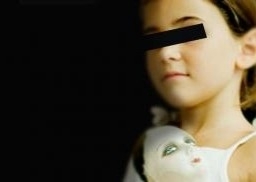 Delegada lembrou necessidade de ter cuidado com a menina, que  apenas uma criana, embora seja me