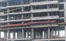 Prdios esto sendo erguidos na Capital do Estado e atendem a diferentes classes de renda