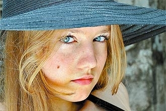 Adolescente de 16 anos encena em So Paulo pea 