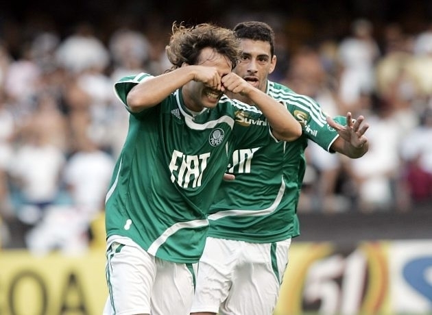 Palmeiras tenta a volta de Valdvia