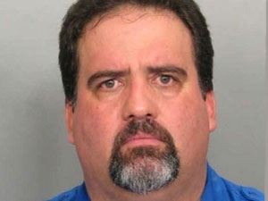 Rolando Negrin no gostou das piadas dos colegas sobre seu pnis 